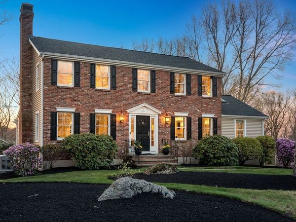 134 Candlewood Drive, Waltham, MA 02451
