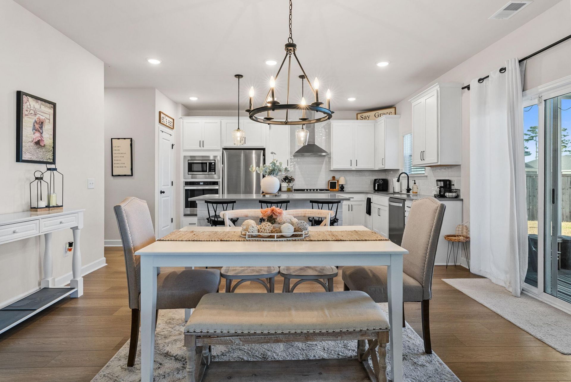 100 Lucca Drive Photo 27