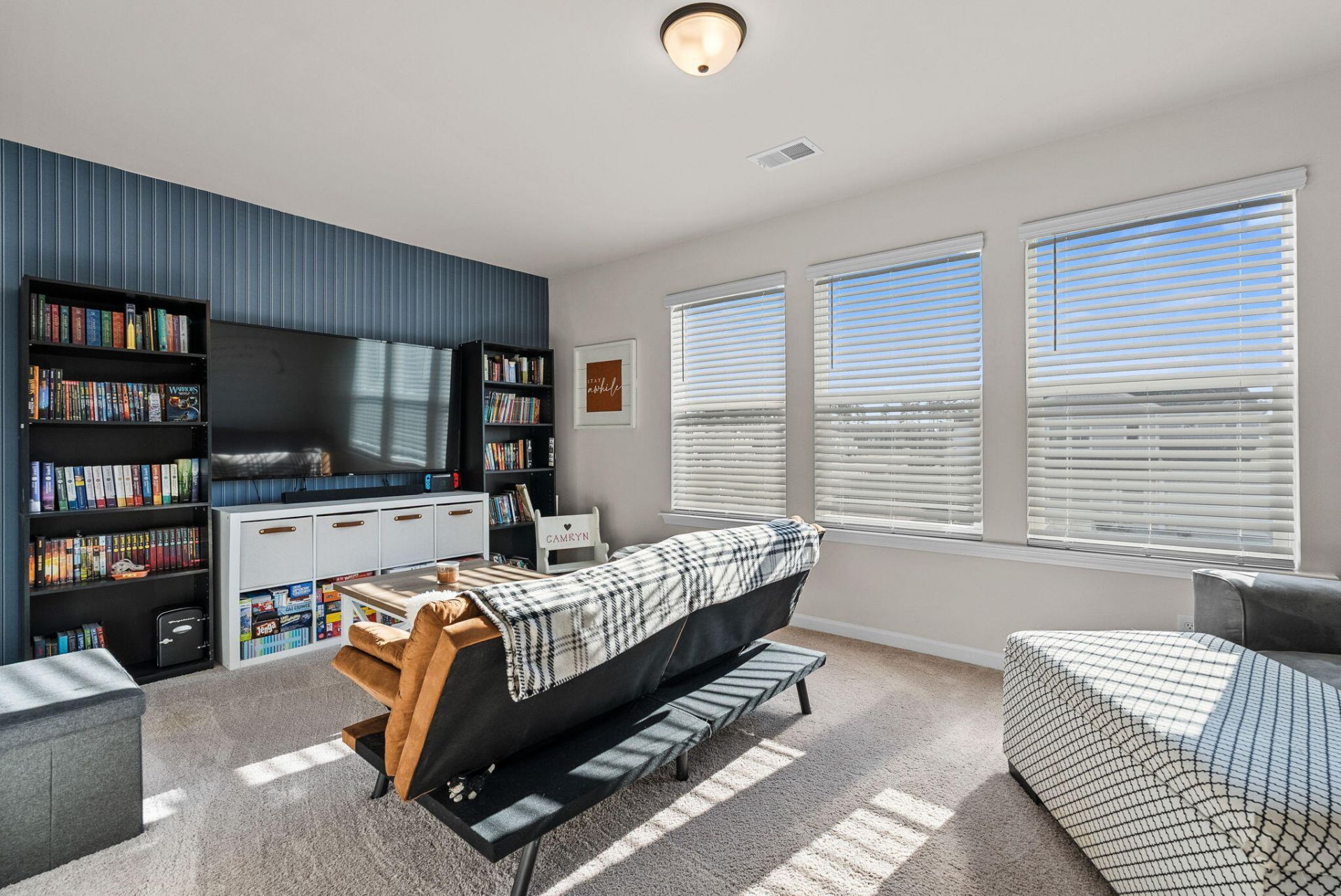 100 Lucca Drive Photo 32