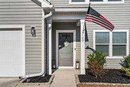 100 Lucca Drive photo 4