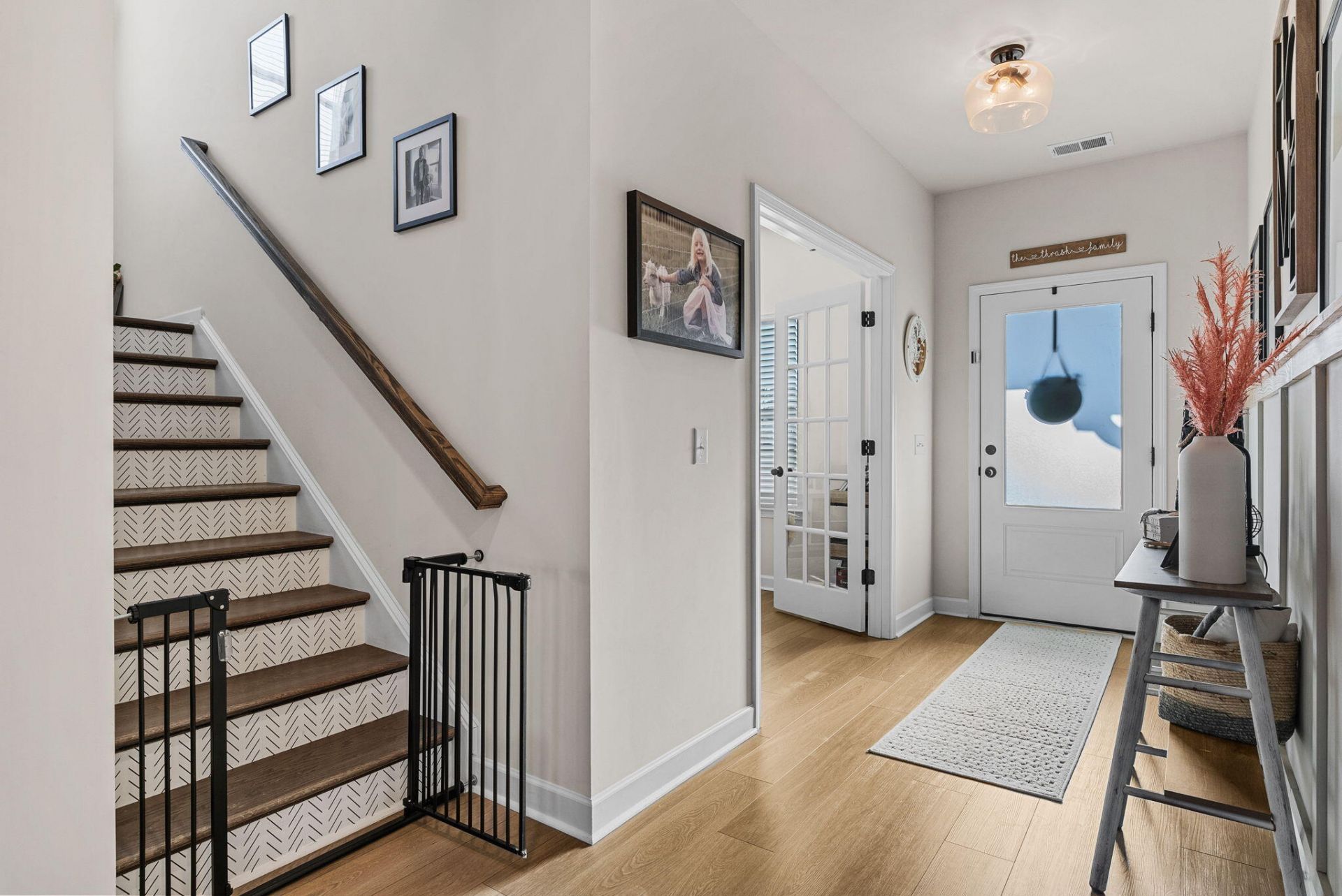 100 Lucca Drive Photo 7