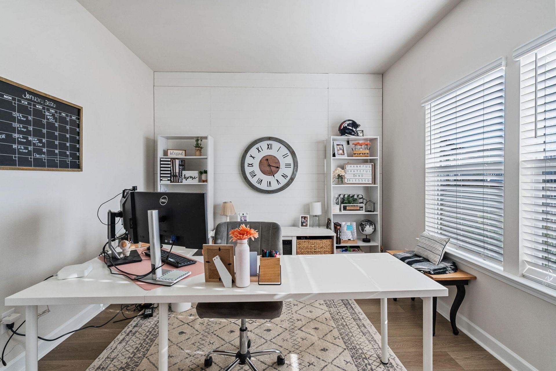 100 Lucca Drive Photo 8