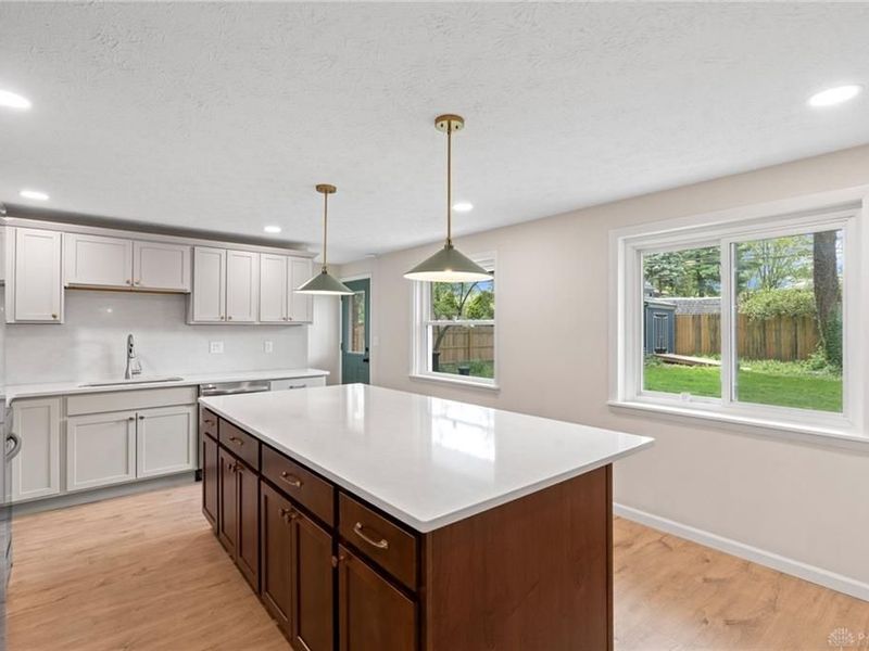 4855 Arrowhead Drive, Kettering, OH 45440 Photo 12