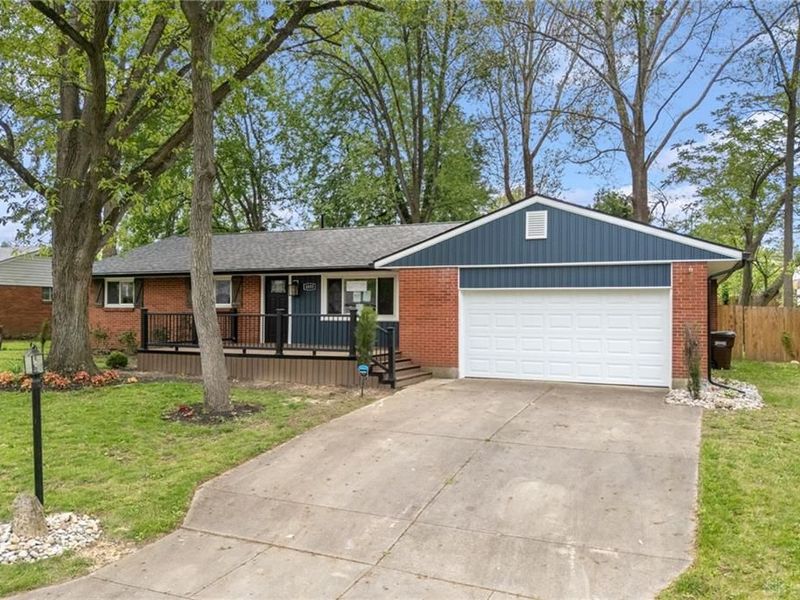 4855 Arrowhead Drive, Kettering, OH 45440 Photo 3