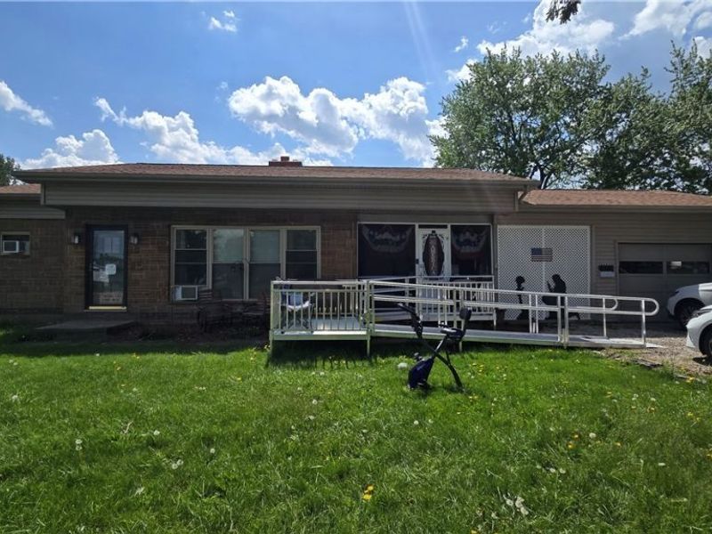 855 E College Street , Alliance, OH 44601 Photo 1