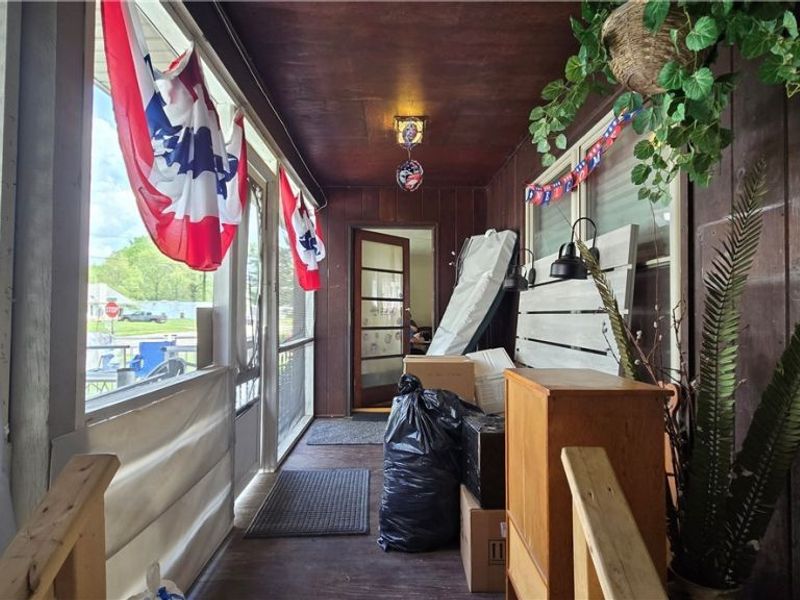 855 E College Street , Alliance, OH 44601 Photo 17