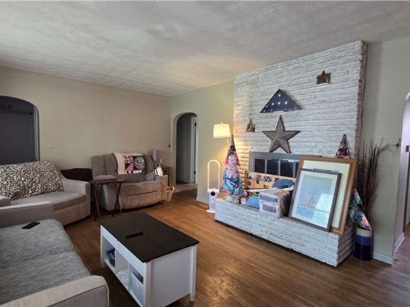 855 E College Street , Alliance, OH 44601 Photo 26