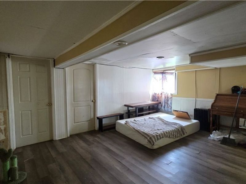 855 E College Street , Alliance, OH 44601 Photo 9