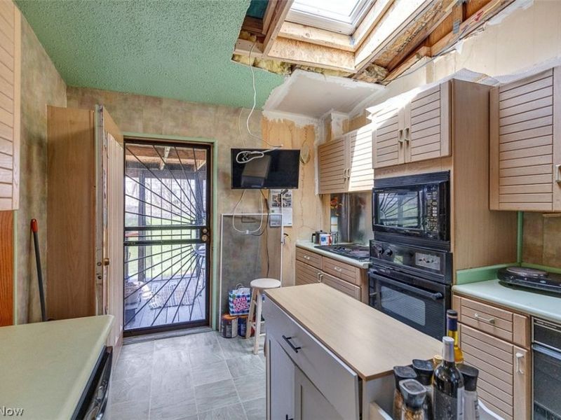 6012 S Perkins Road , Bedford Heights, OH 44146 Photo 13