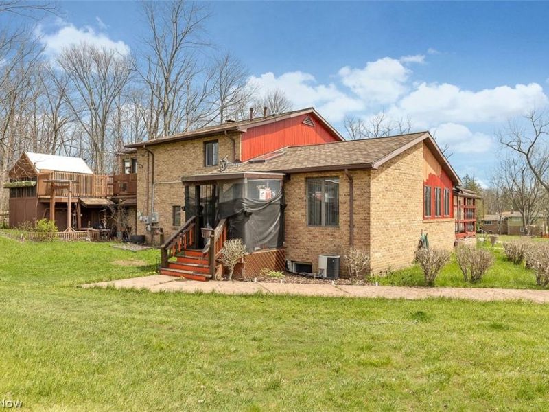 6012 S Perkins Road , Bedford Heights, OH 44146 Photo 3