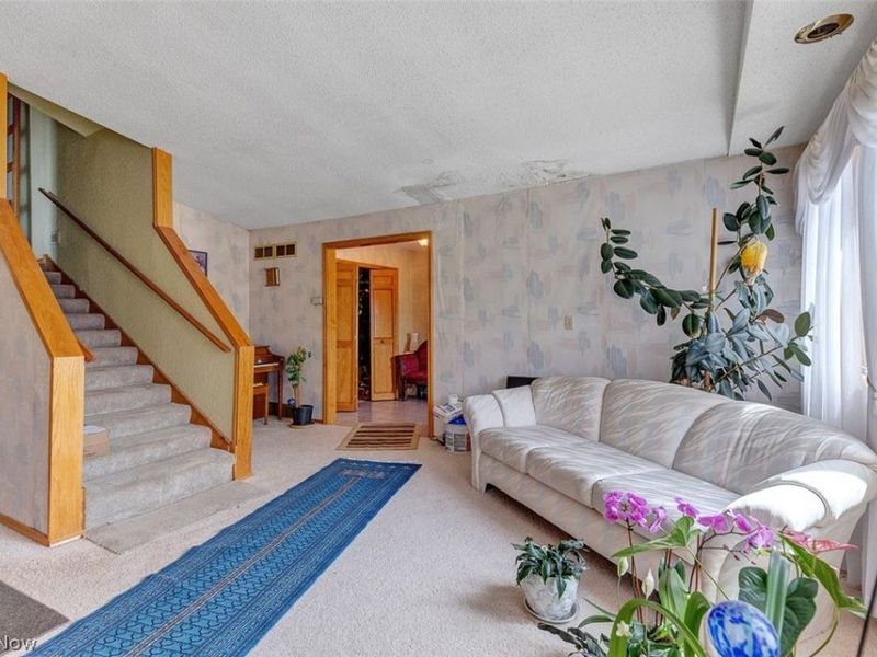 6012 S Perkins Road , Bedford Heights, OH 44146 Photo 8