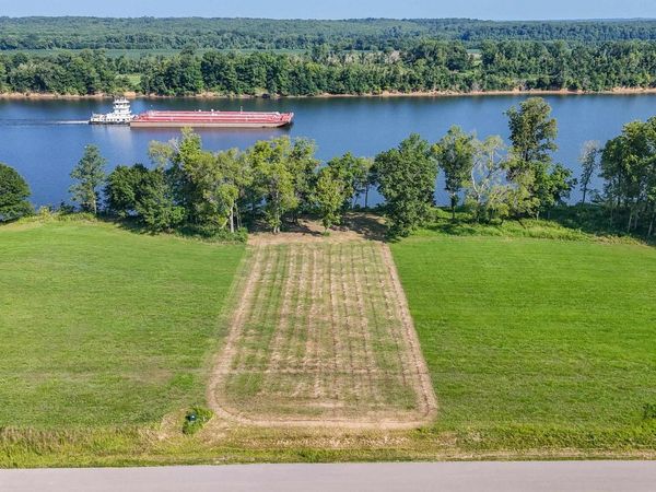 6 CADEN CV, Savannah, TN 38372