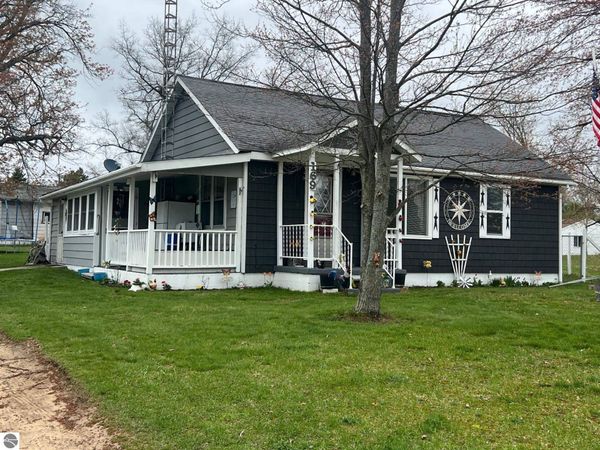 169 Ashley, Harrison, MI 48625