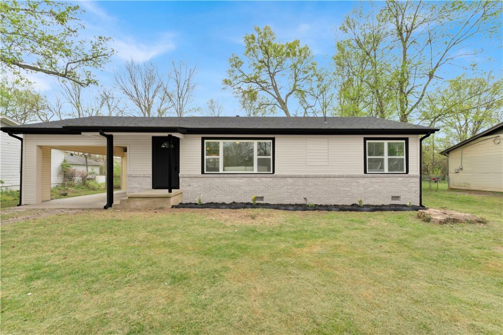 9 W Montgomery Street, Fayetteville, AR 72701 Main Photo
