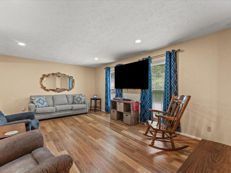 9 Bonnie Lane, Southgate, KY 41071 Photo 10