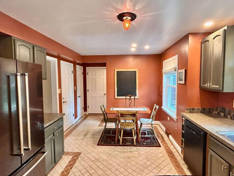 88 S Chesterfield Road, Columbus, OH 43209 Photo 14