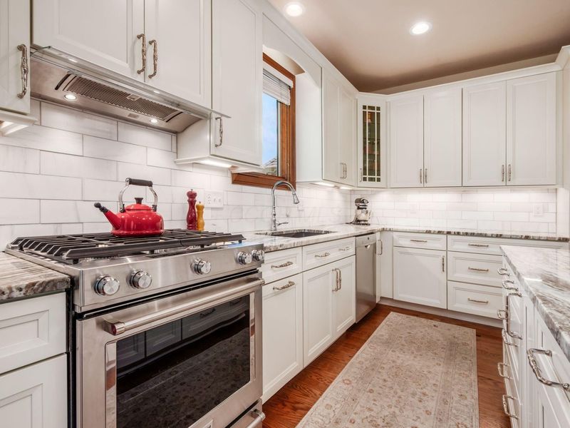 3818 Riverwatch Lane, Columbus, OH 43221 Photo 19