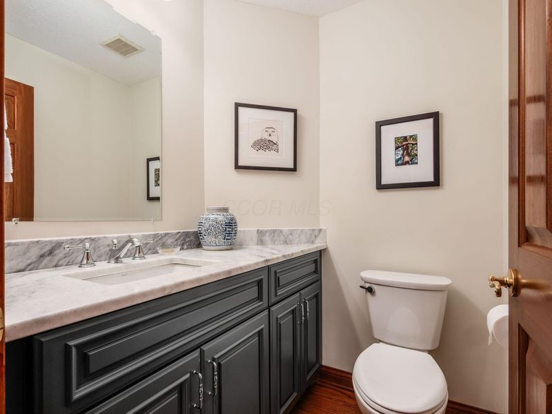 3818 Riverwatch Lane, Columbus, OH 43221 Photo 24