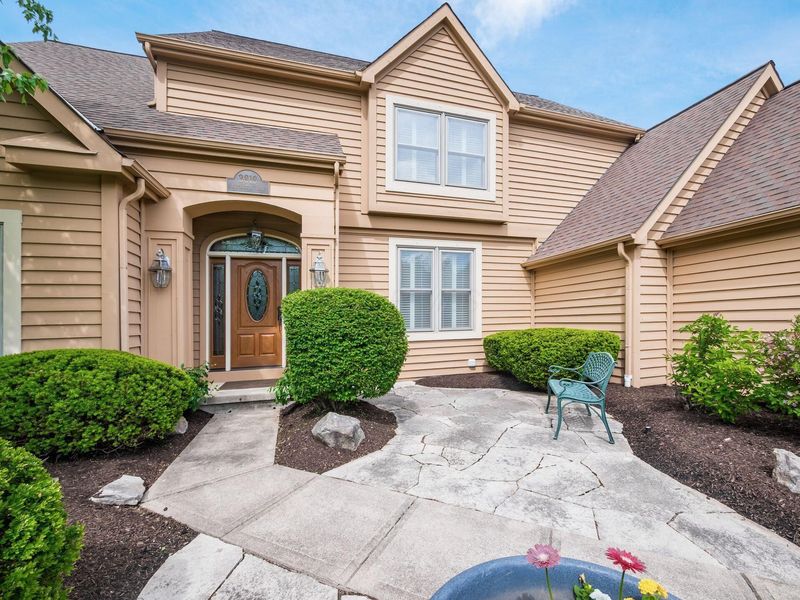 3818 Riverwatch Lane, Columbus, OH 43221 Photo 3