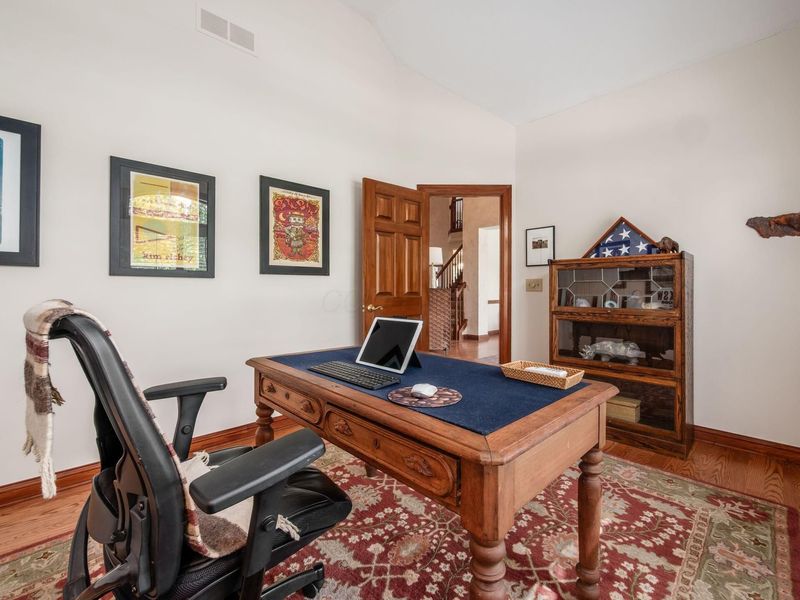 3818 Riverwatch Lane, Columbus, OH 43221 Photo 7