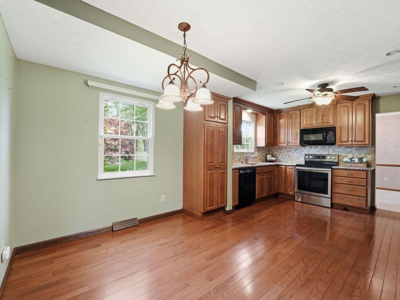 434 Tresham Road, Columbus, OH 43230 Photo 13