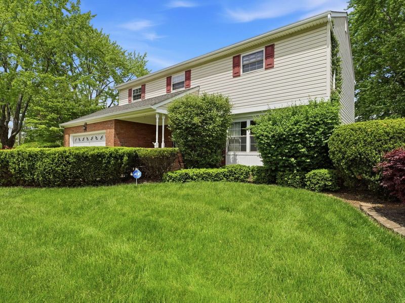 434 Tresham Road, Columbus, OH 43230 Photo 2