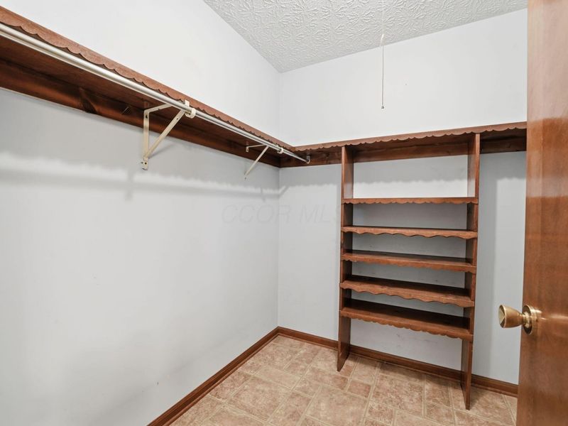 434 Tresham Road, Columbus, OH 43230 Photo 33