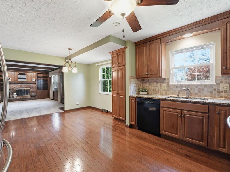 434 Tresham Road, Columbus, OH 43230 Photo 9