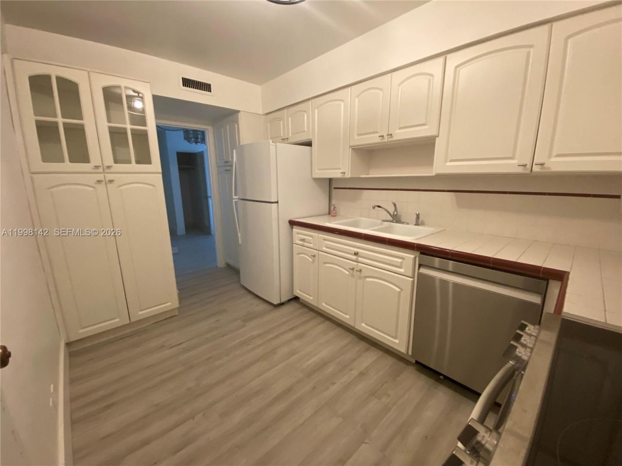 9225 Collins Ave , Unit 706, Surfside, FL 33154 Photo