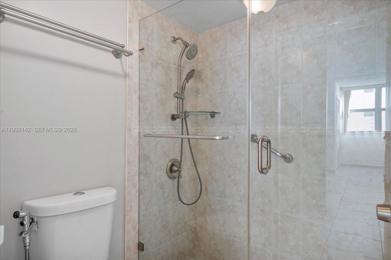 9225 Collins Ave , Unit 706, Surfside, FL 33154 Photo