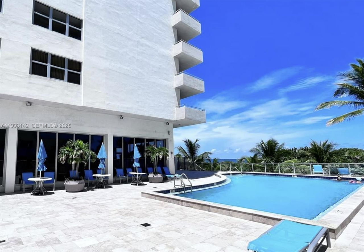 9225 Collins Ave , Unit 706, Surfside, FL 33154 Photo