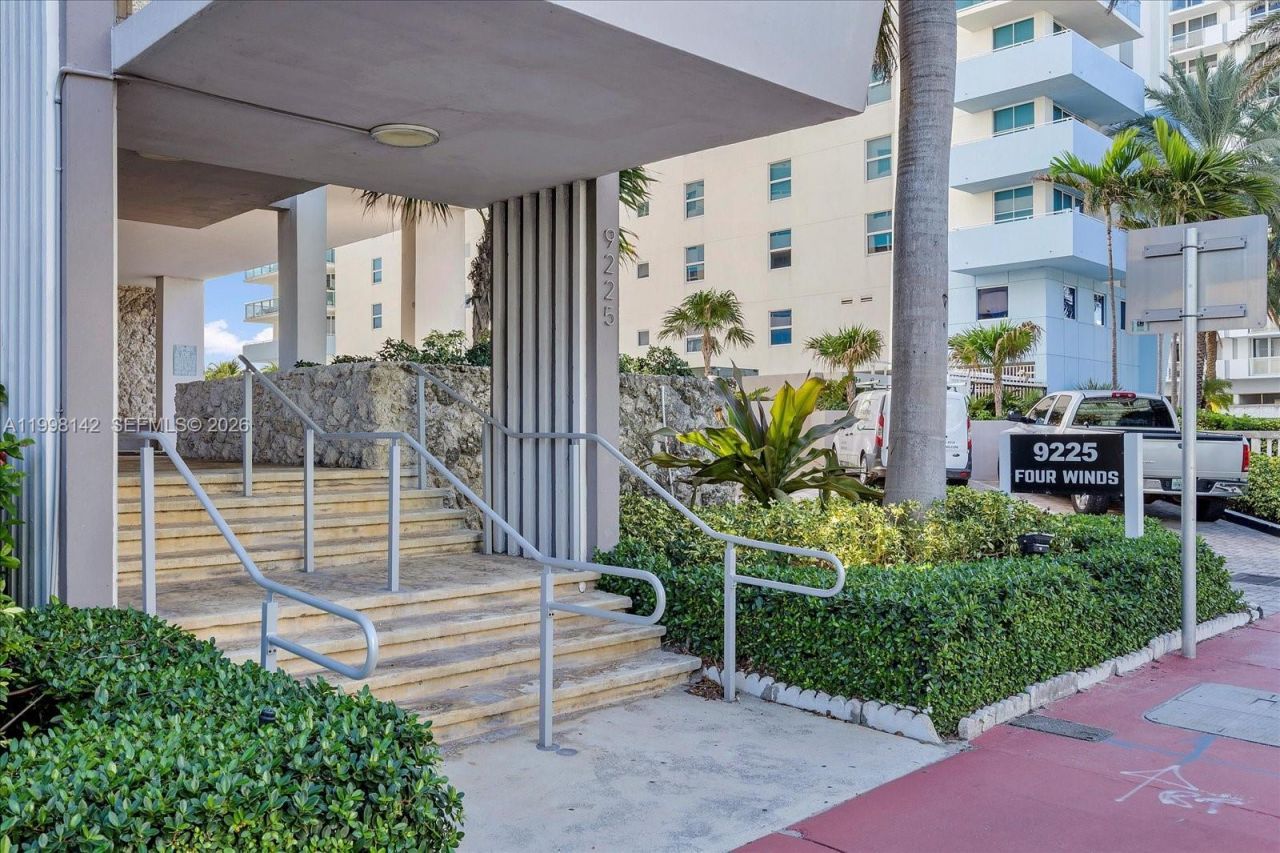 9225 Collins Ave , Unit 706, Surfside, FL 33154 Photo