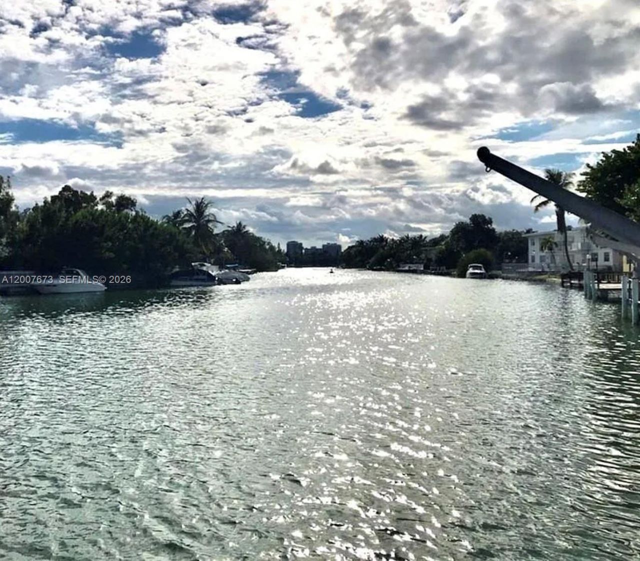 110 S Shore Dr , Unit 5B, Miami Beach, FL 33141 Photo