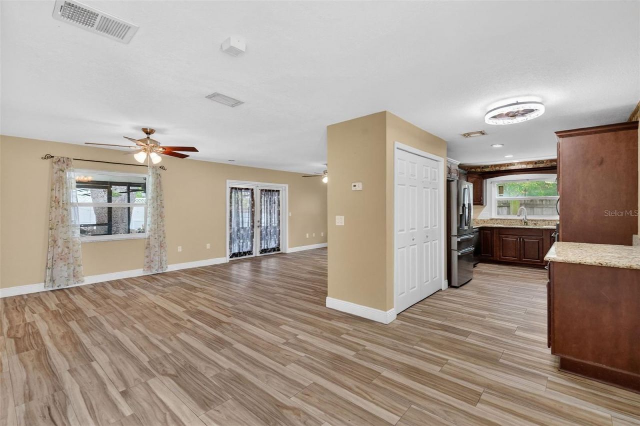 3217 Lake Anderson Avenue, Orlando, FL 32812 Photo