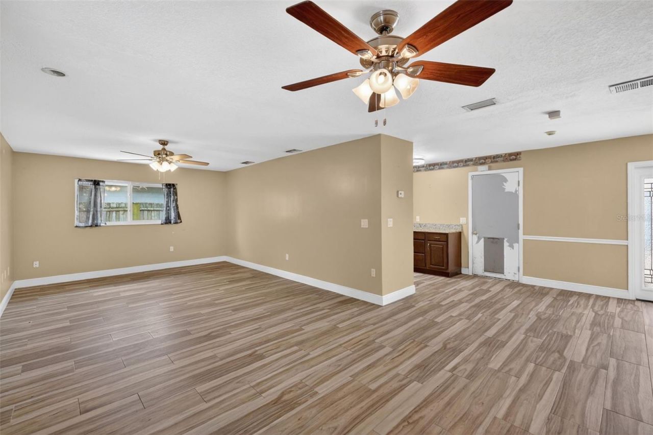 3217 Lake Anderson Avenue, Orlando, FL 32812 Photo