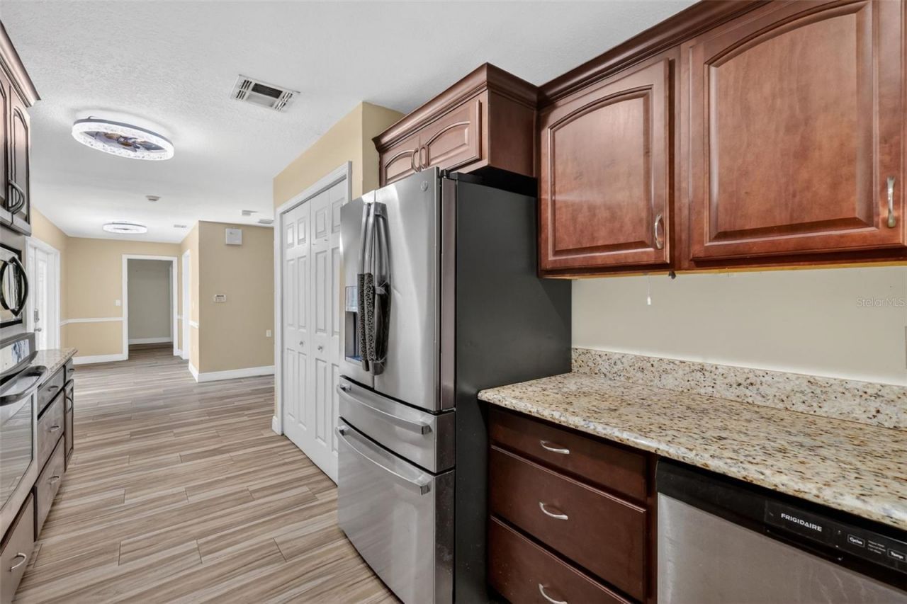 3217 Lake Anderson Avenue, Orlando, FL 32812 Photo