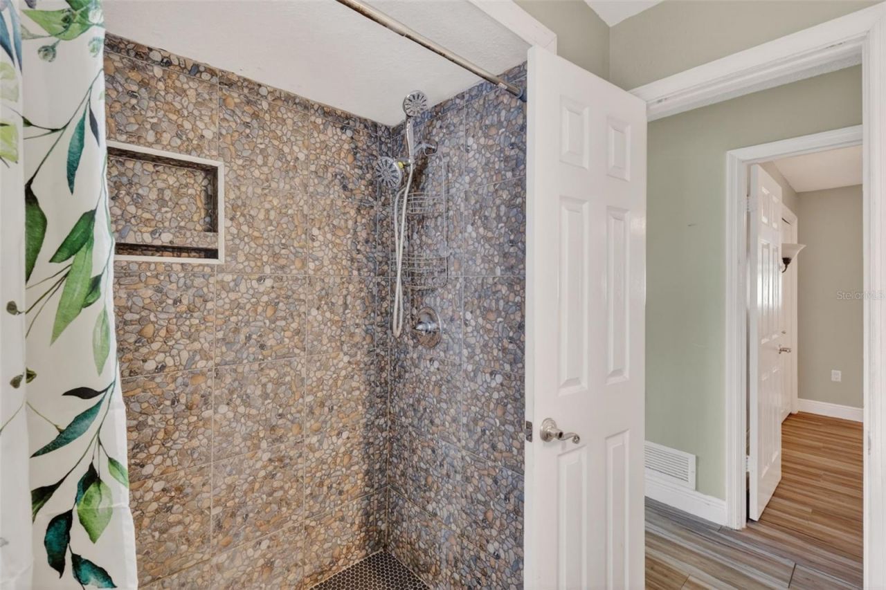 3217 Lake Anderson Avenue, Orlando, FL 32812 Photo