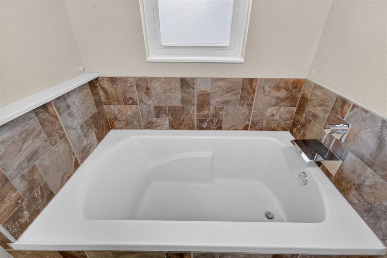 3217 Lake Anderson Avenue, Orlando, FL 32812 Photo