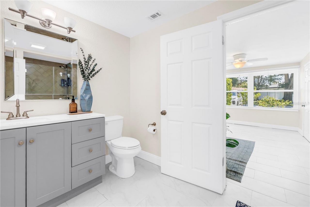 4039 Alberca Way S, Saint Petersburg, FL 33712 Photo