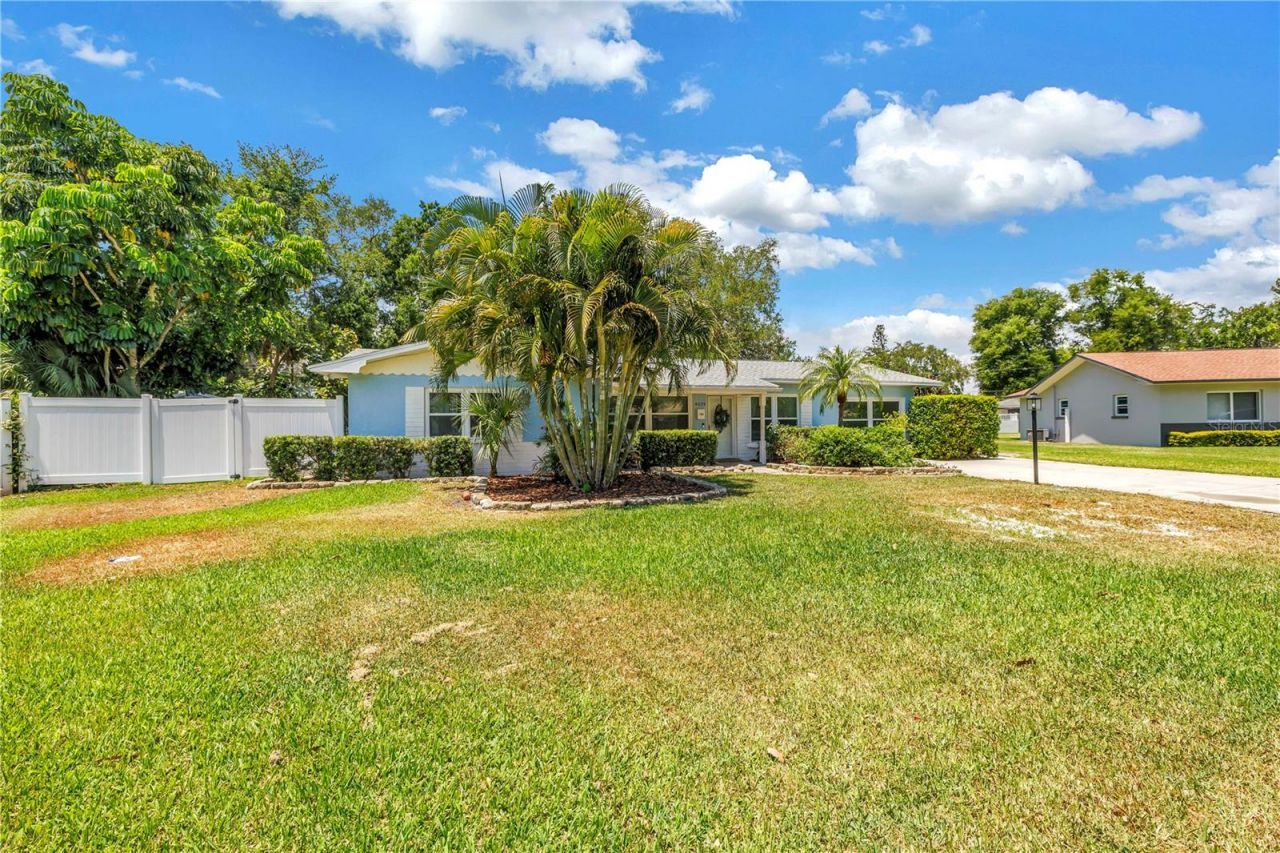 4039 Alberca Way S, Saint Petersburg, FL 33712 Photo