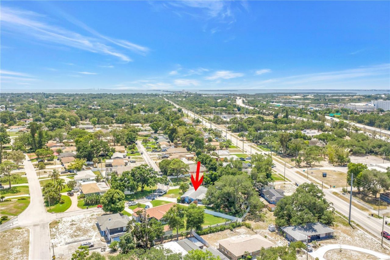4039 Alberca Way S, Saint Petersburg, FL 33712 Photo