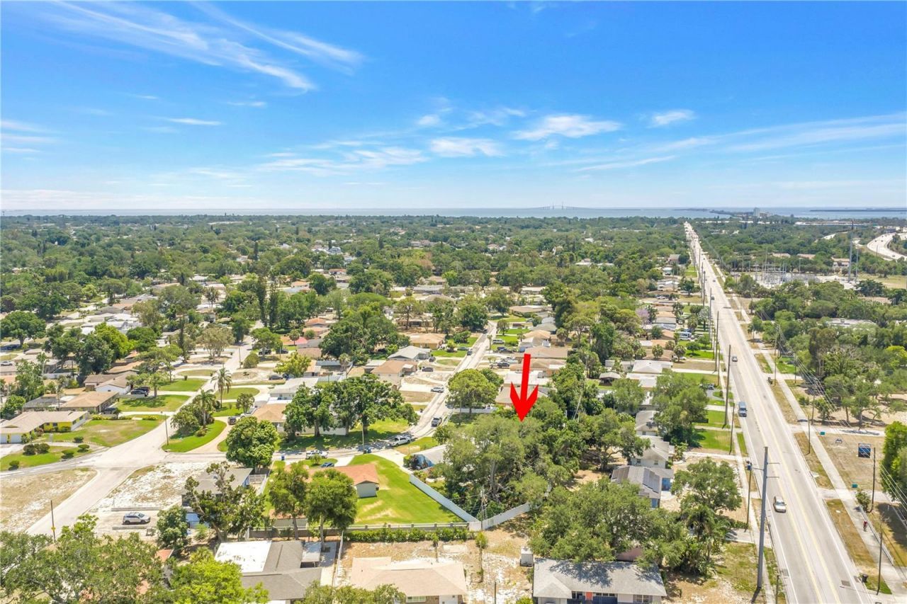 4039 Alberca Way S, Saint Petersburg, FL 33712 Photo