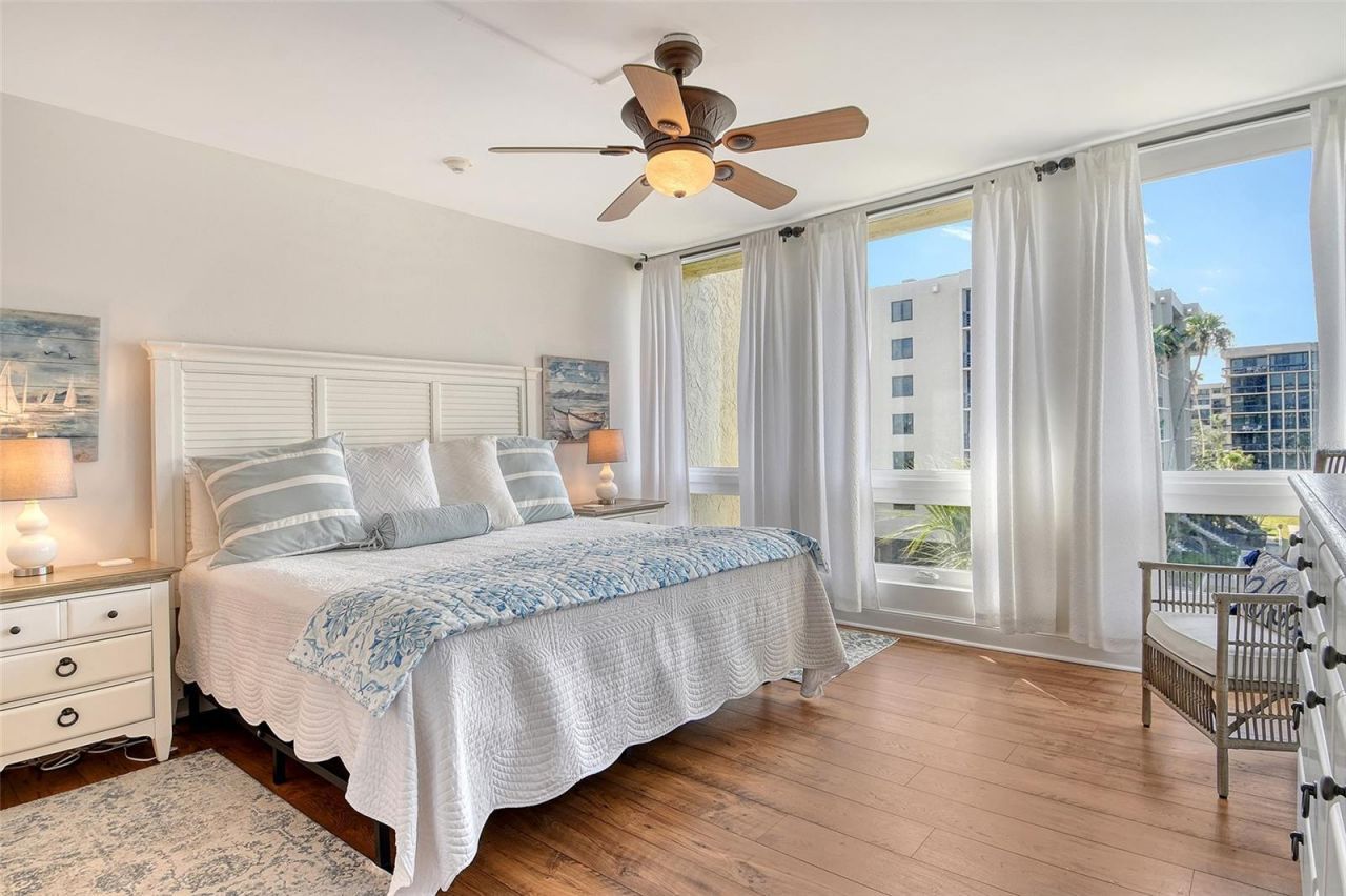 1115 Gulf Of Mexico Drive, Unit 304, Longboat Key, FL 34228 Photo