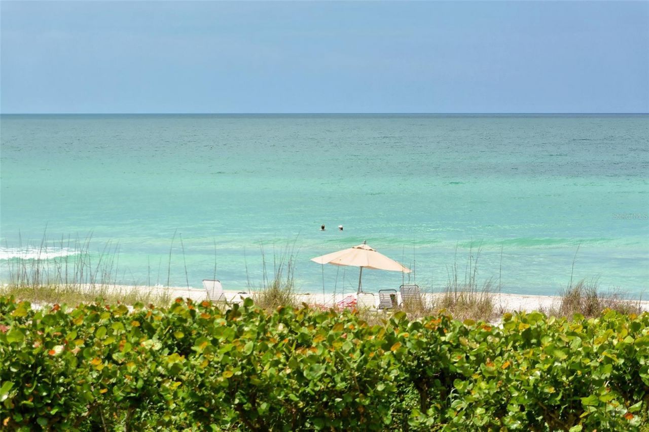 1115 Gulf Of Mexico Drive, Unit 304, Longboat Key, FL 34228 Photo