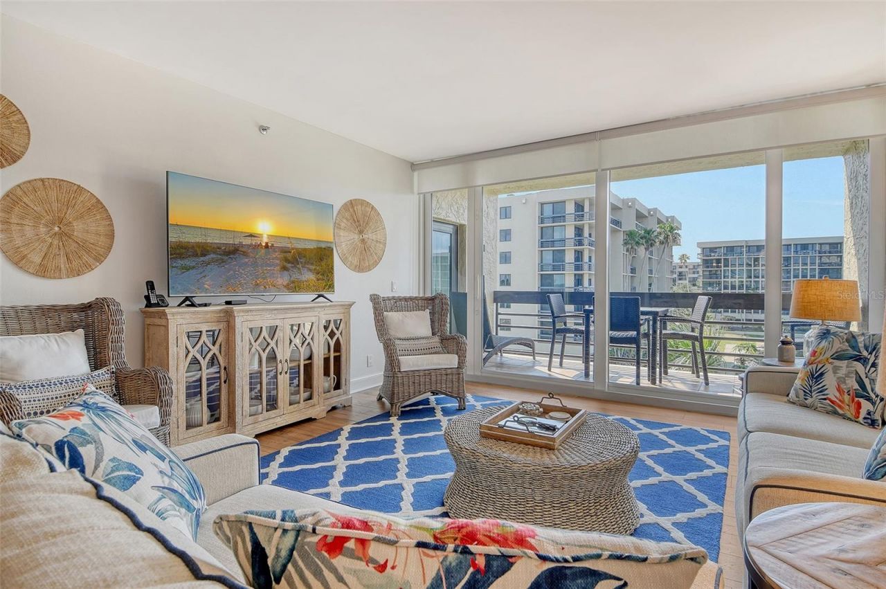 1115 Gulf Of Mexico Drive, Unit 304, Longboat Key, FL 34228 Photo