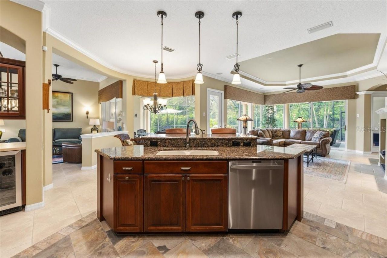 6914 Treymore Court, Sarasota, FL 34243 Photo