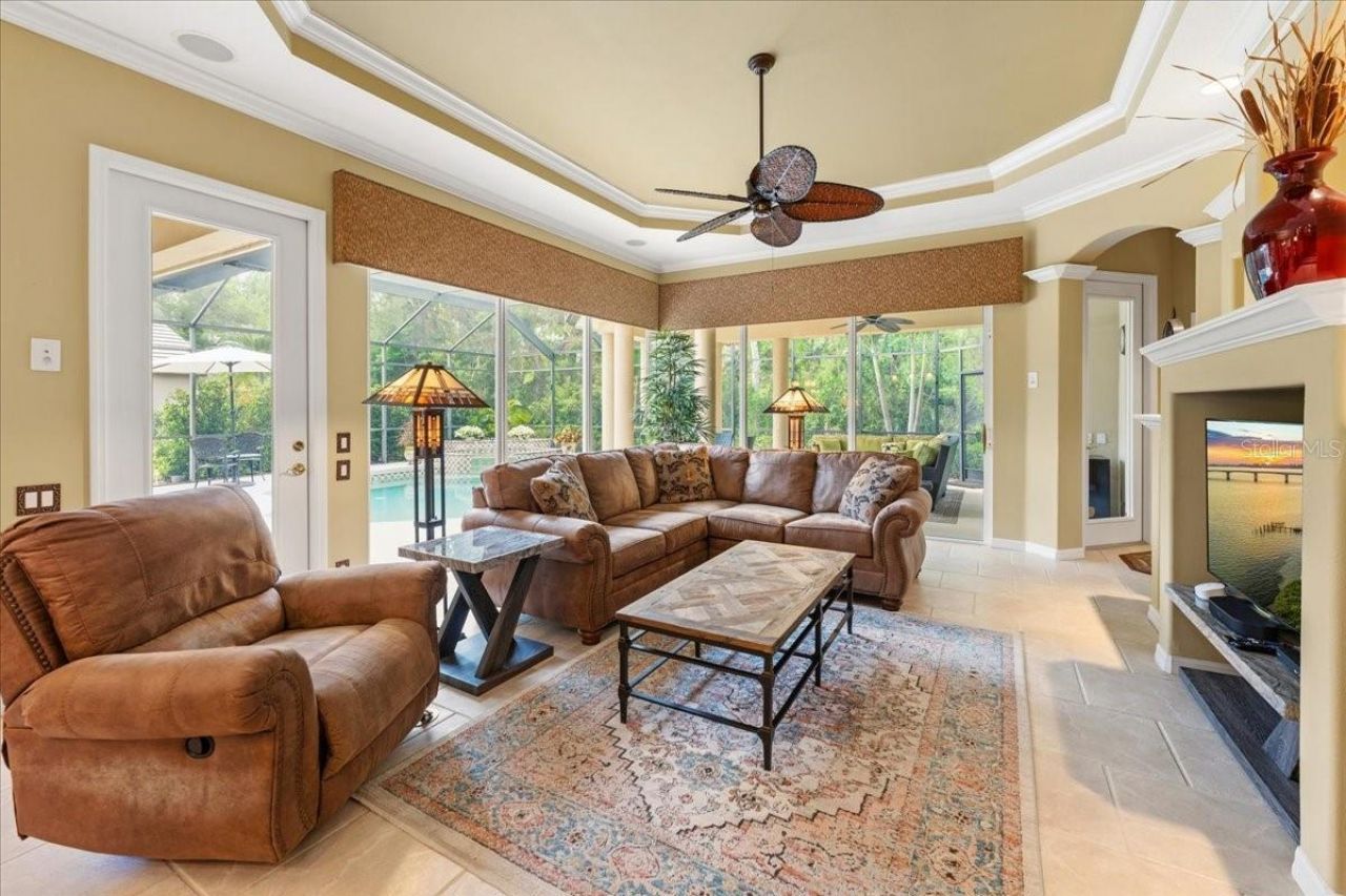 6914 Treymore Court, Sarasota, FL 34243 Photo