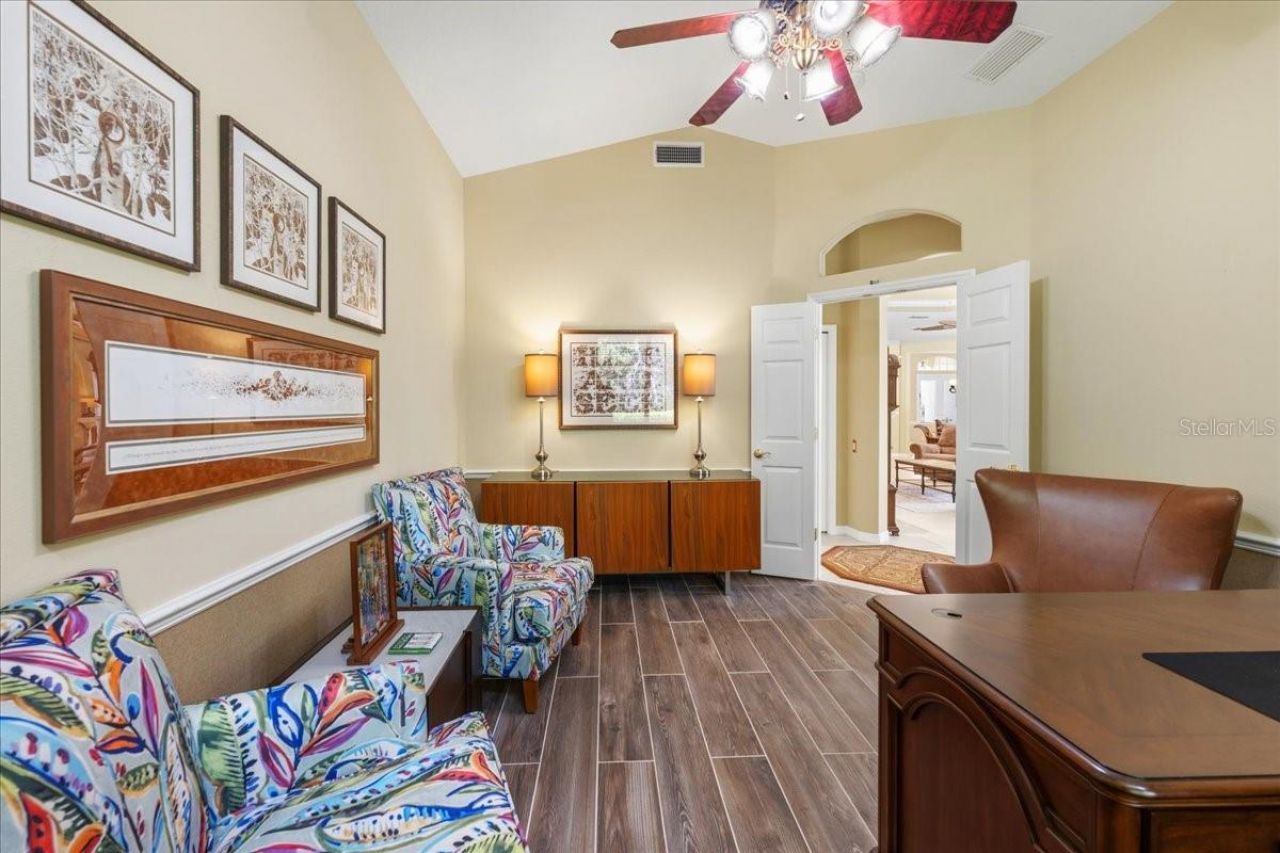 6914 Treymore Court, Sarasota, FL 34243 Photo