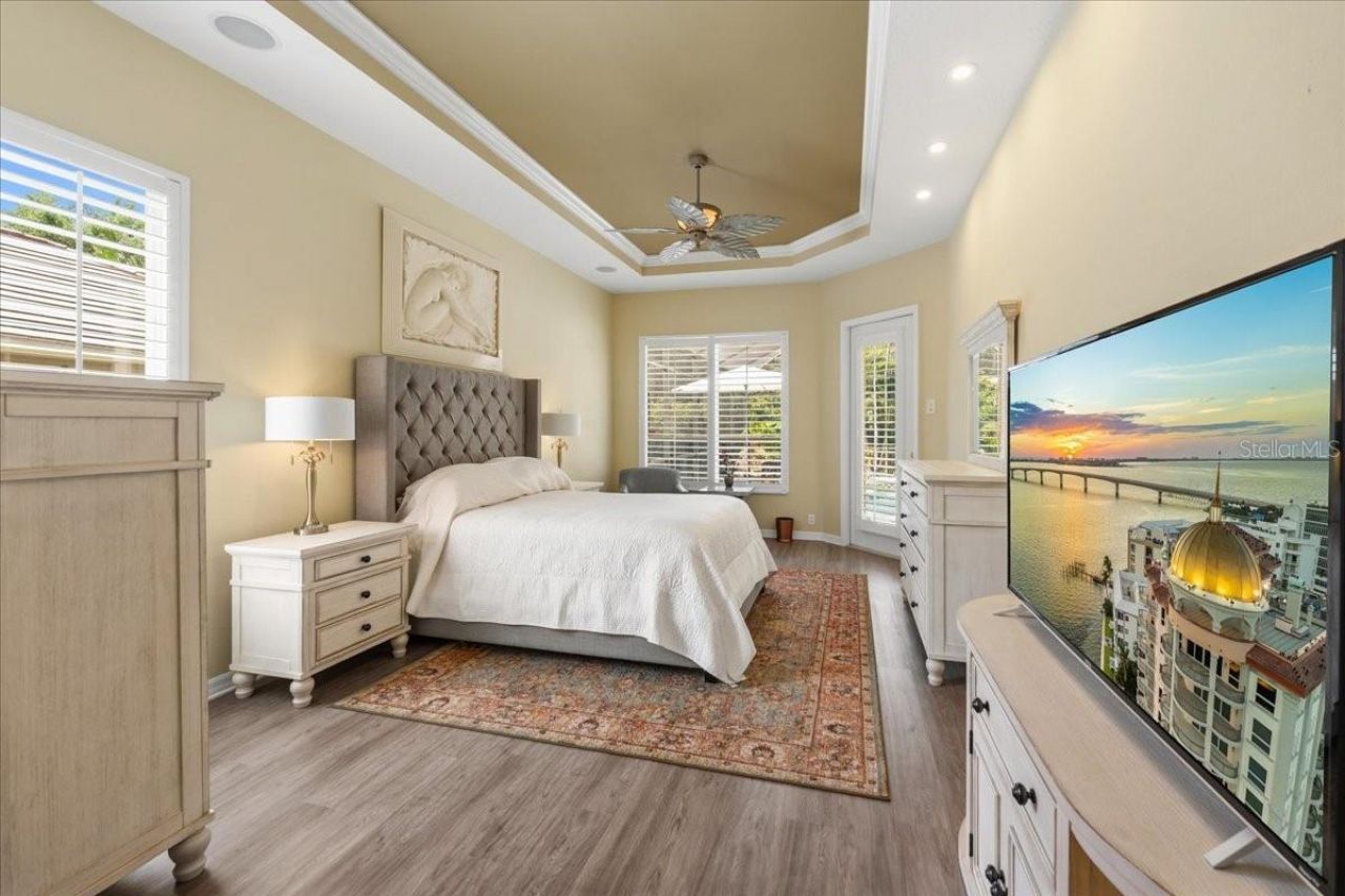 6914 Treymore Court, Sarasota, FL 34243 Photo