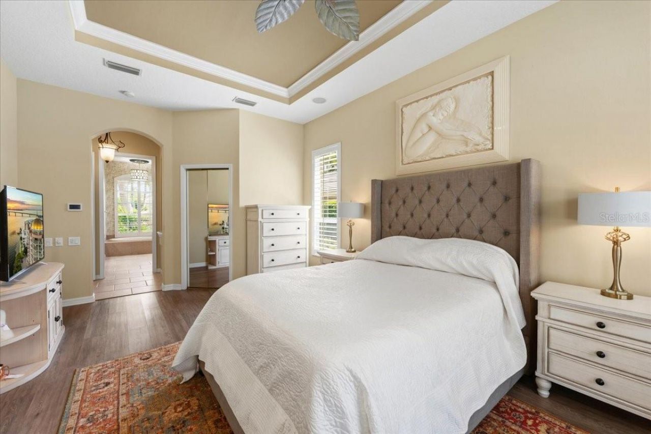 6914 Treymore Court, Sarasota, FL 34243 Photo